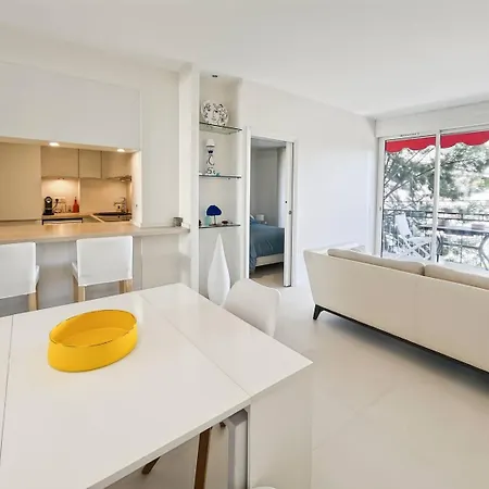 Apartment Bel 2 Couchages Avec Terrasse Centre Cannes
