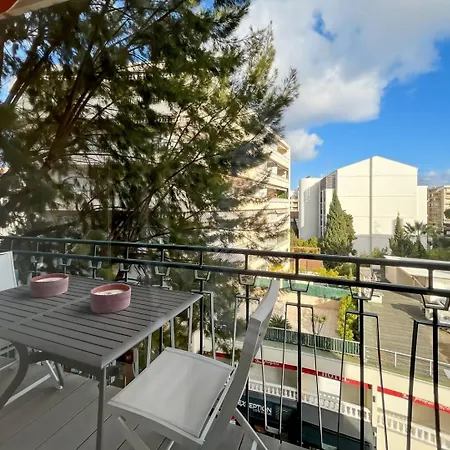 Apartment Bel 2 Couchages Avec Terrasse Centre